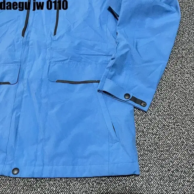 100 DISCOVERY JACKET 디스커버리 자켓