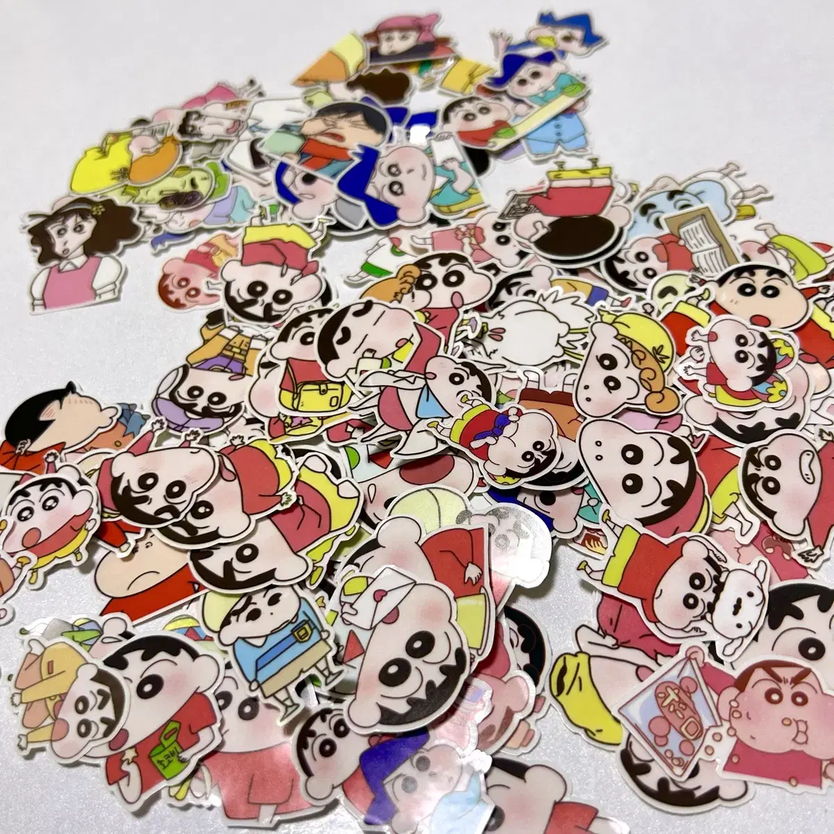 Crayon Shin-chan In-cut Instagram sticker