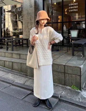 CAPRICIEUX LEMAGE V넥 니트 조끼 화이트 화이트