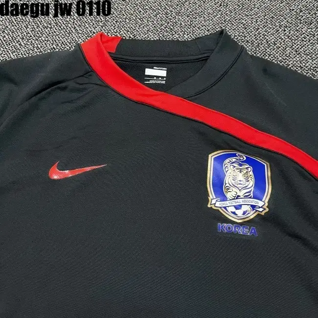 M 95-100 NIKE TEE 나이키 긴팔 티 국대