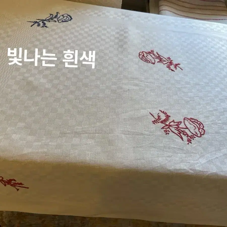 82x69cm/프랑스 빈티지 멋진 소재 손자수 테이블보