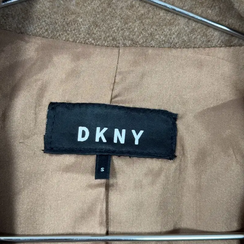 DKNY 브라운 투버튼 울 코트 S