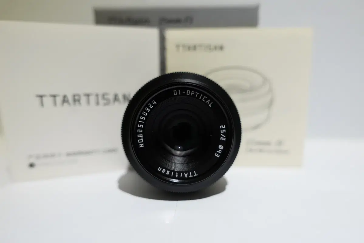 TT아티산 (TTartisan) 25mm f2 마이크로 포서드 수동렌즈