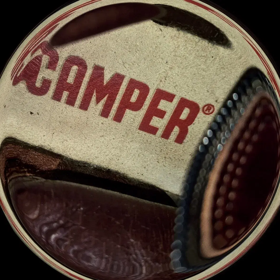 CAMPER