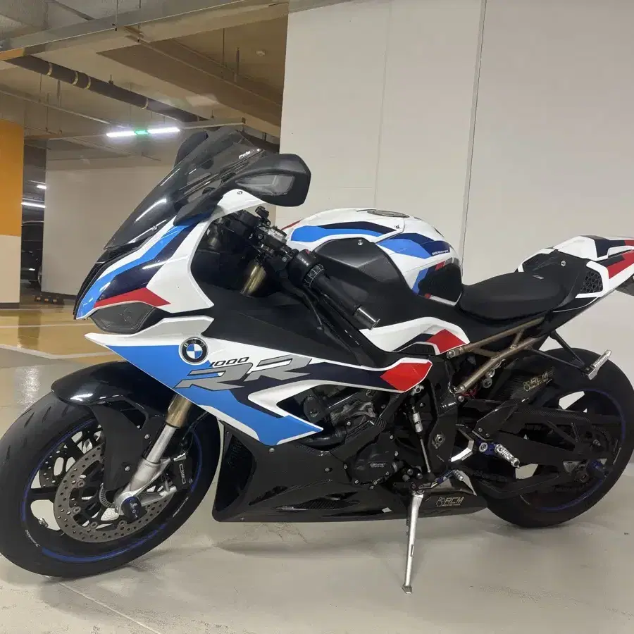 Bmw S1000rr 21년식 판매합니다