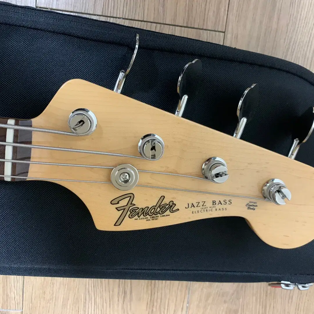 fender 펜더 일펜 트레디셔널 60 재즈베이스 기타 판매합니다