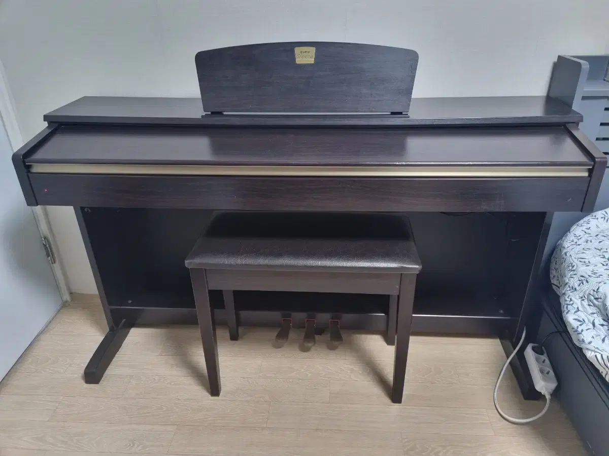 야마하 Clavinova CLP-320