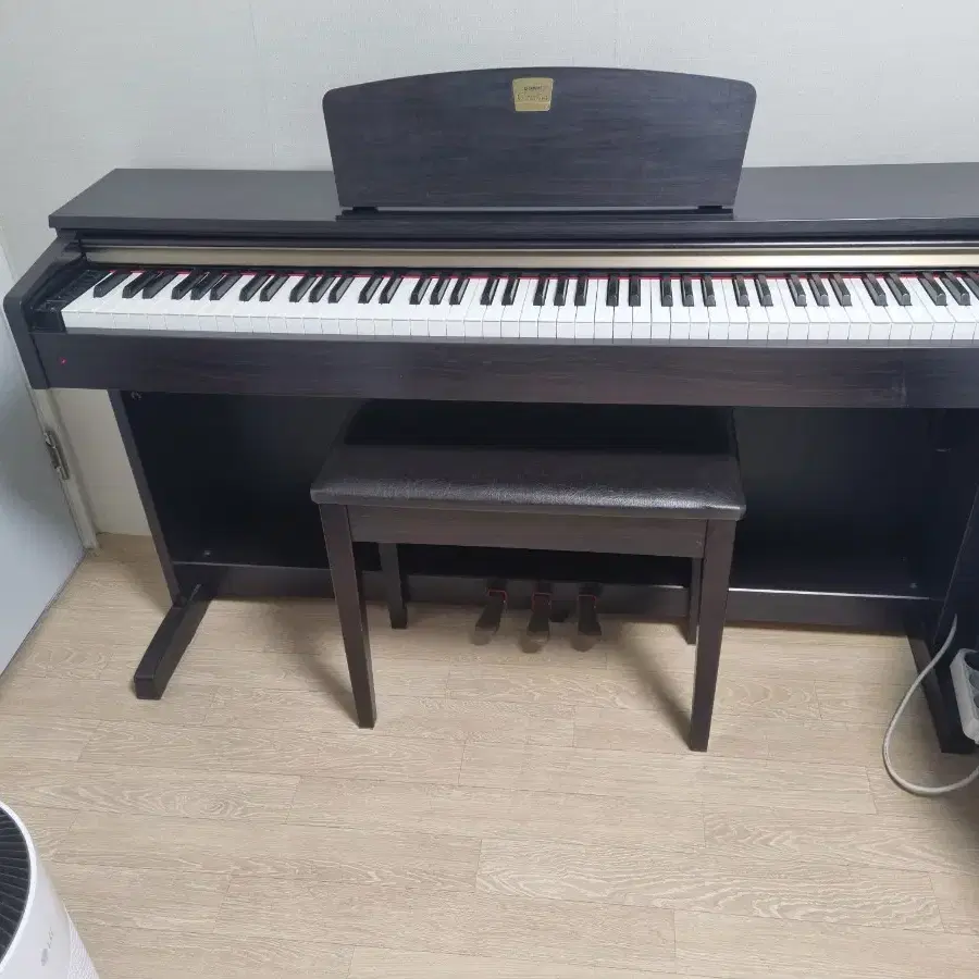 야마하 Clavinova CLP-320