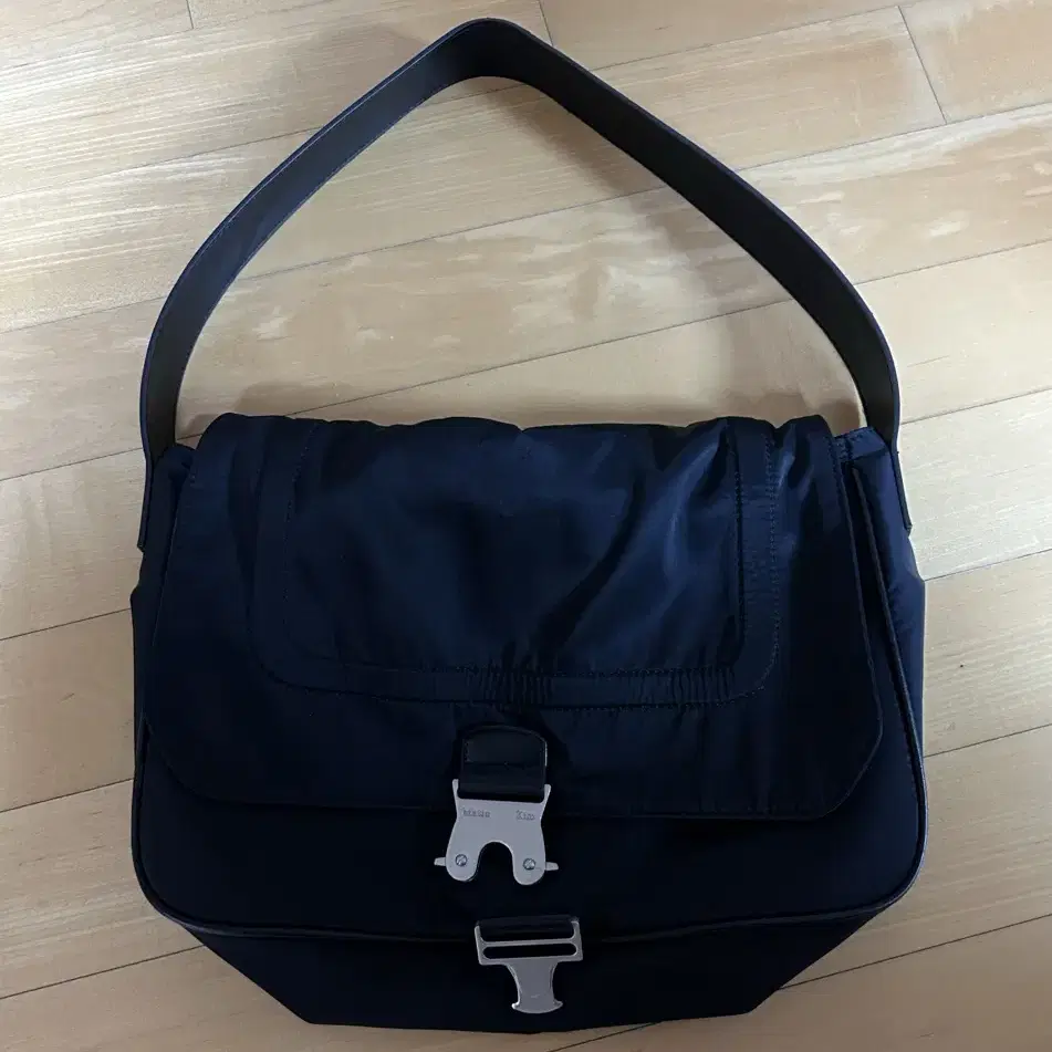 마뗑킴 숄더백 BUCKLE BAG (무배)