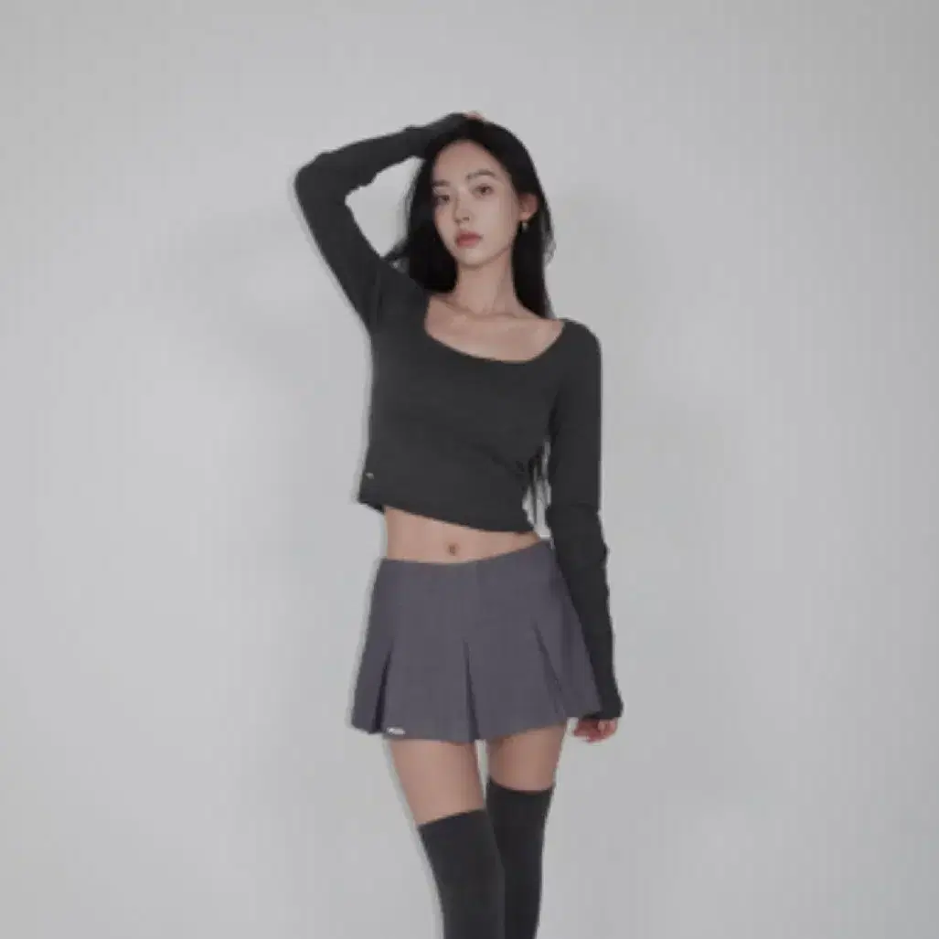 페일제이드 베이직 스퀘어 니트티 Palejade Basic Square-