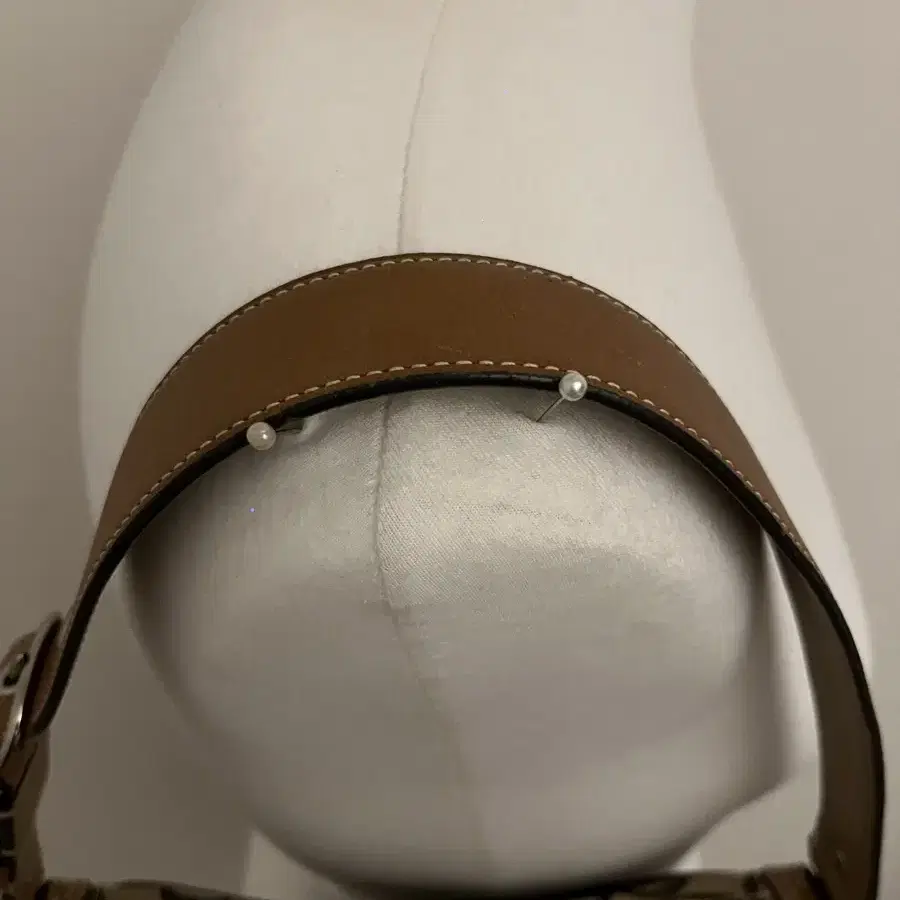 COACH light brown shoulder bag