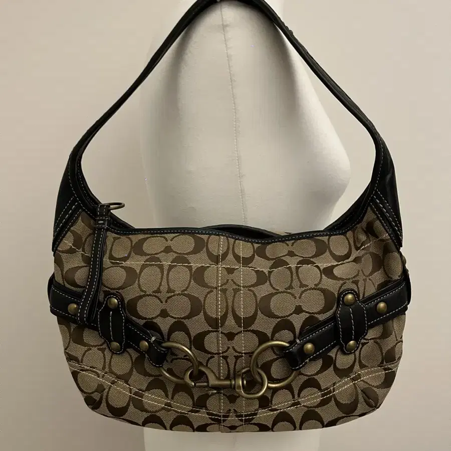 Coach Buckle shoulder bag