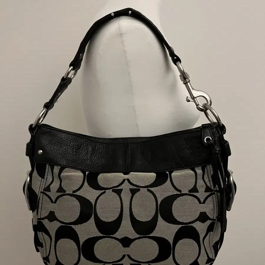 coach gray&black shoulder bag