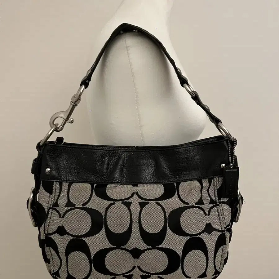 coach gray&black shoulder bag