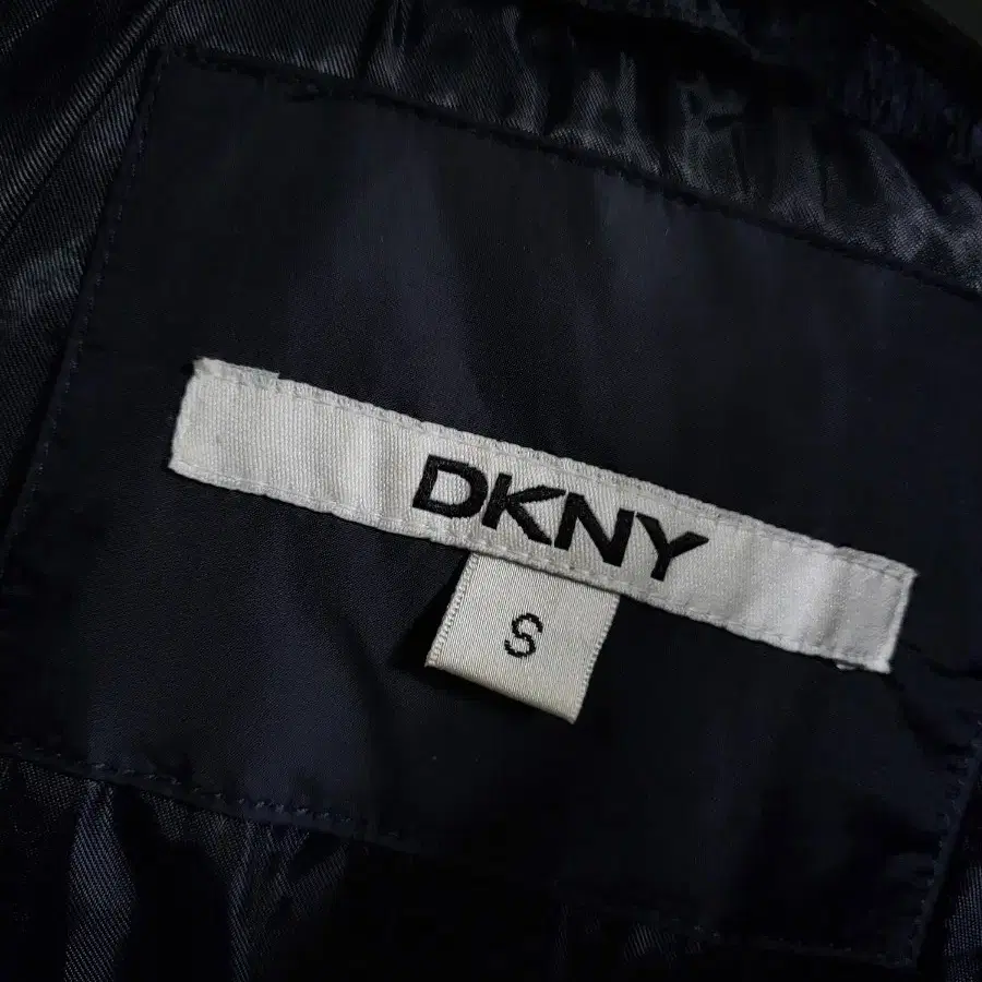 DKNY 디케이앤와이 덕다운 패딩점퍼 55 6995