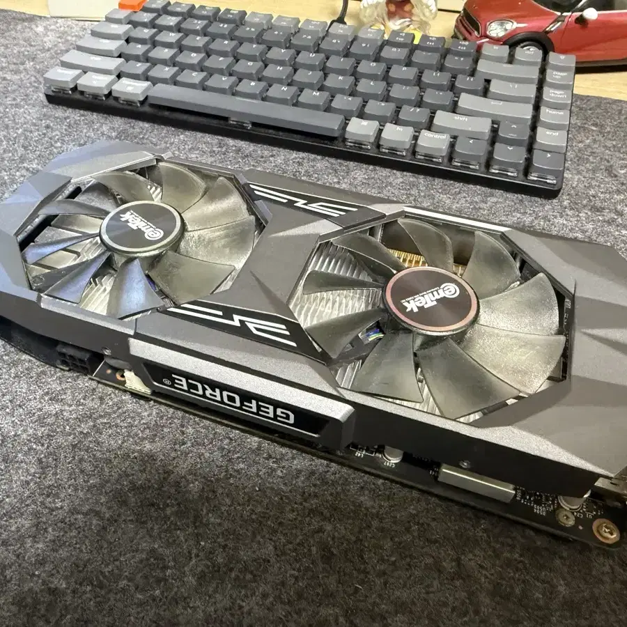 GTX 1660 6GB 그래픽카드