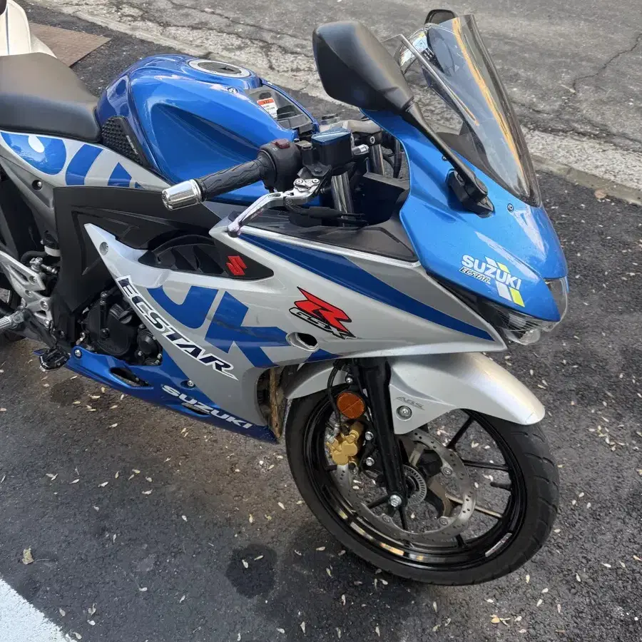 스즈키 GSX-R125 스페셜카울 ABS 모델