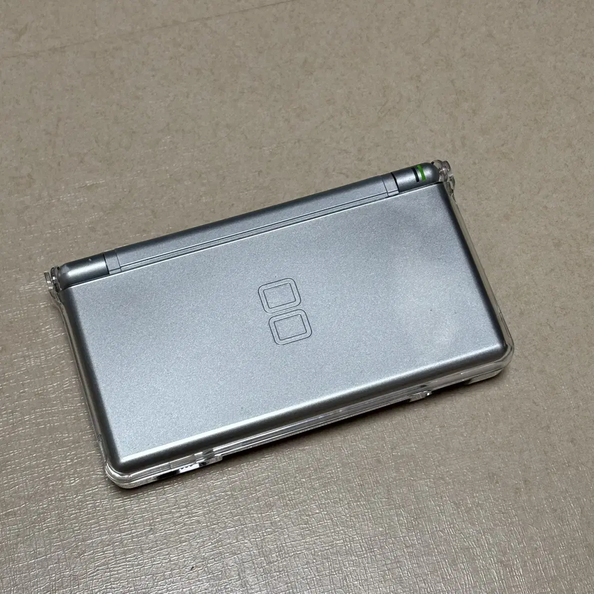 닌텐도 ds lite 실버 일본판 판매합니다 칩포함