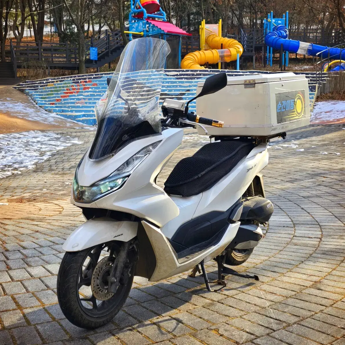 22년식 PCX125 ABS 배달세팅 팝니다