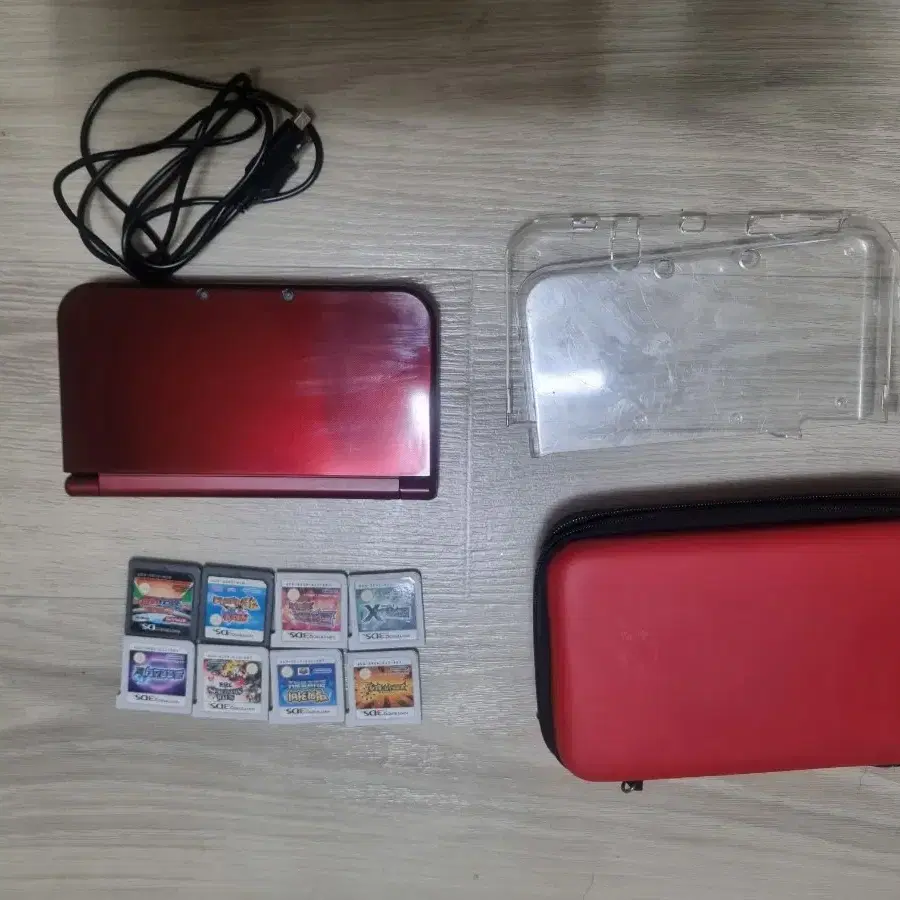 뉴 닌텐도 3ds xl+케이스,파우치,충전기+칩 8개