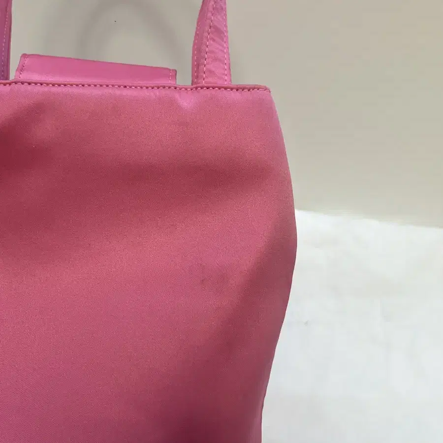 openyy satin logo tote pink