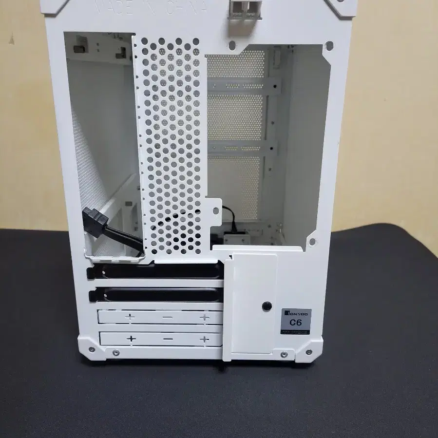 컴퓨터 ITX 케이스 JONSBO C6 화이트