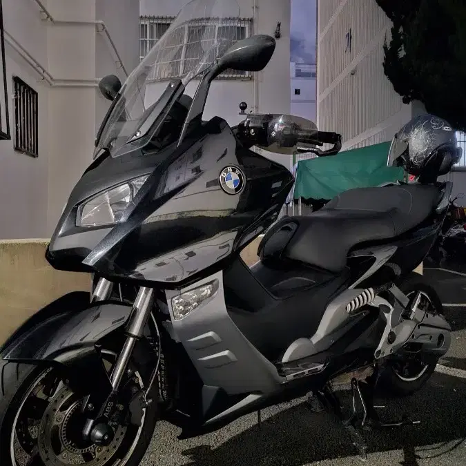 bmw c600 sports