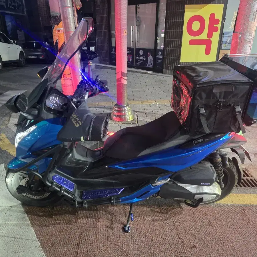 포르자350 22년식