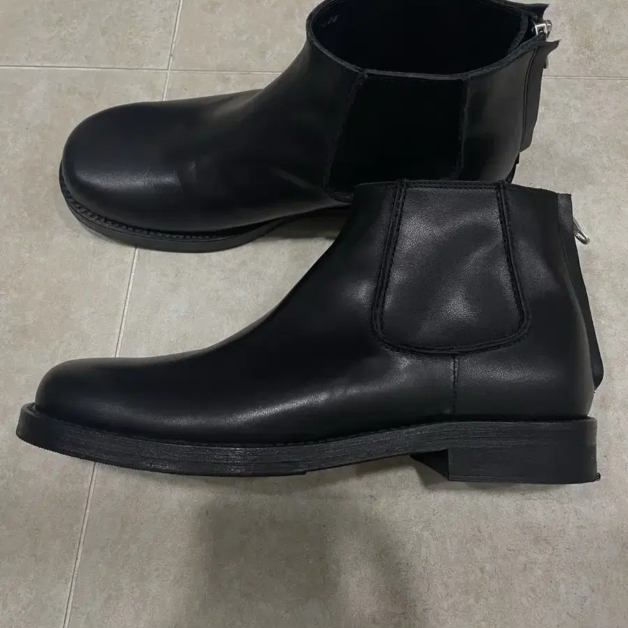 mmrb moon boots  260사이즈