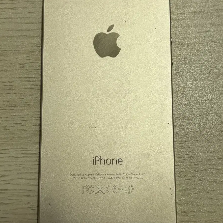 iPhone5s 16GB Gold  50111