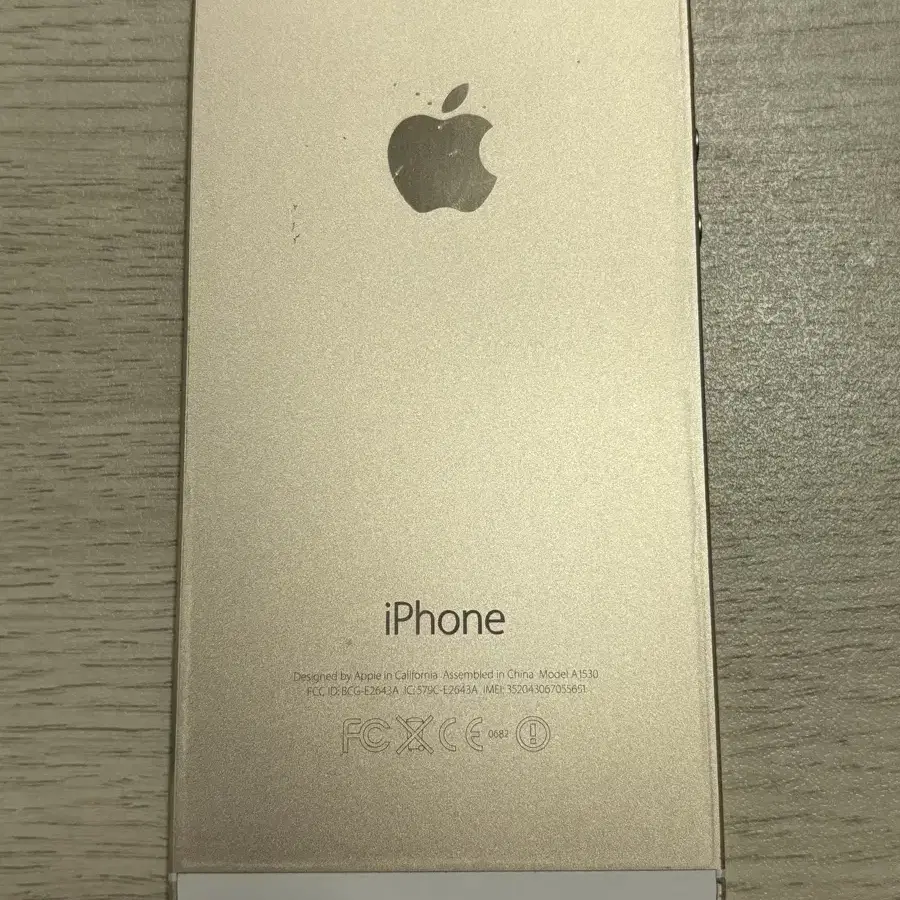 iPhone5s 16GB Gold  50108