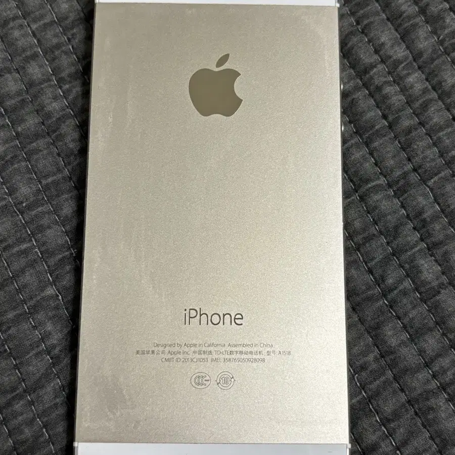 iPhone5s 32GB Gold  50121