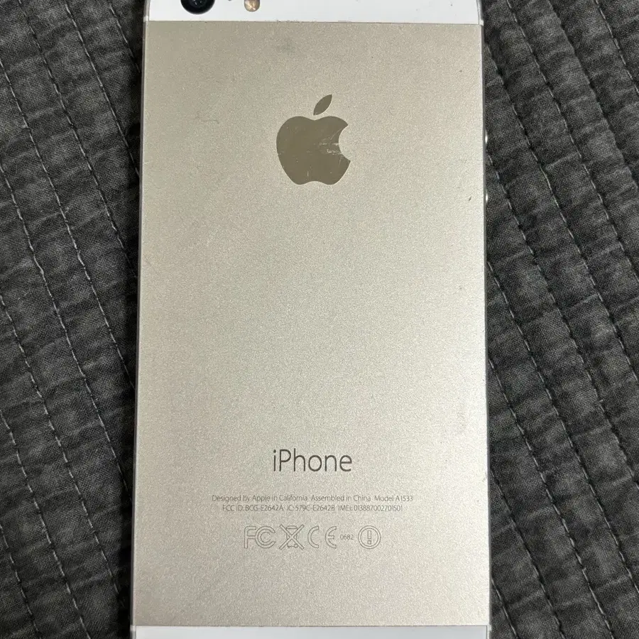 iPhone5s 16GB Gold  50105