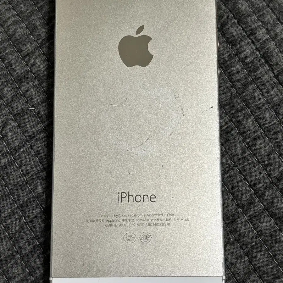 iPhone5s 16GB Gold  50120