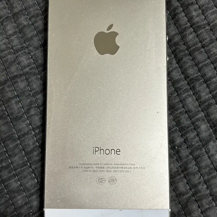 iPhone5s 16GB Gold  50095