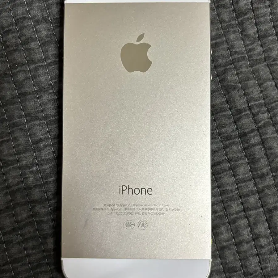 iPhone5s 16GB Gold  50093