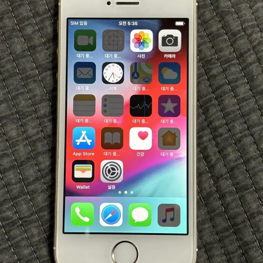 iPhone5s 16GB Gold  50090