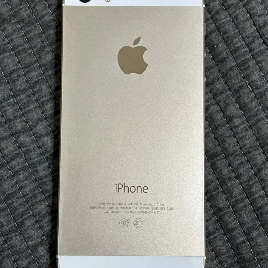 iPhone5s 16GB Gold  50090