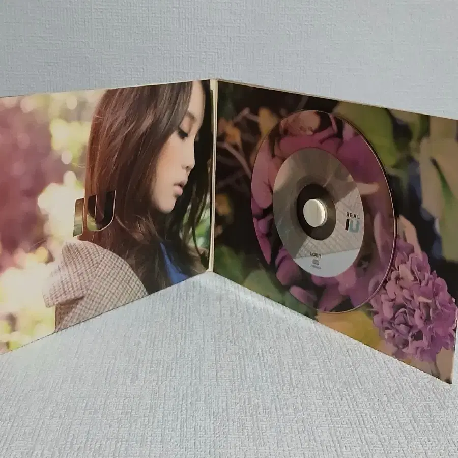 아이유 리얼플러스 IU REAL+ 음반 CD