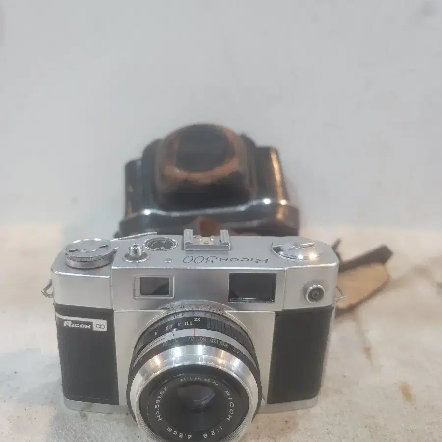 일본 Ricoh 300 카메라