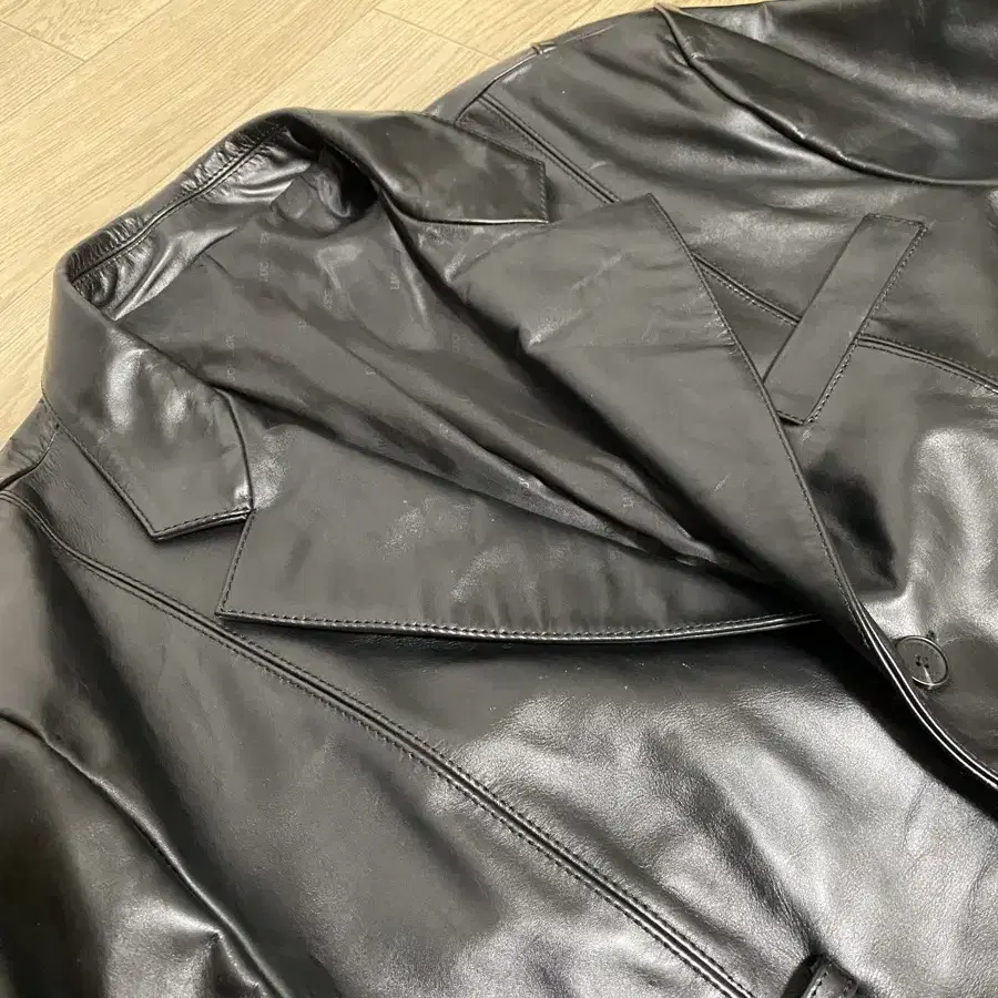 LEATHER BLAZER 루오니어 레더 블레이저