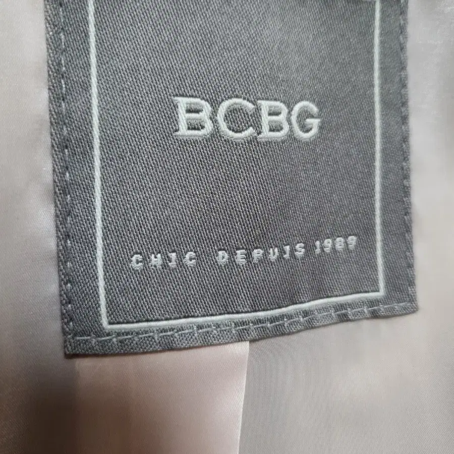 BCBG모 80 혼방 코트