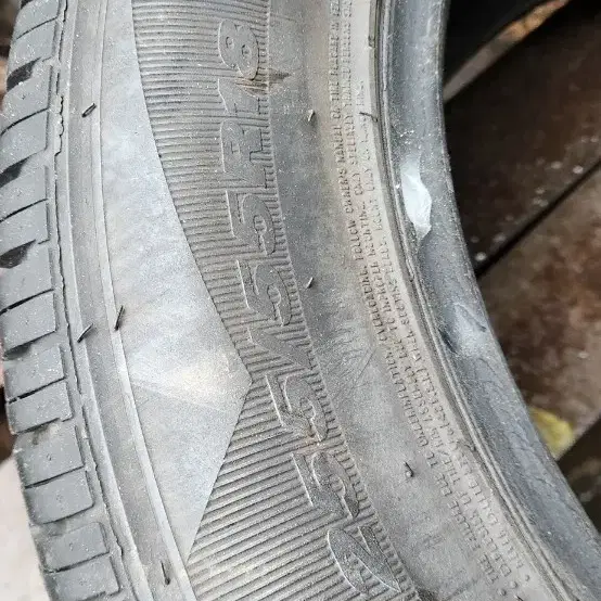 18인치 넥센 타이어 255/55R18 109V 한개 팝니다