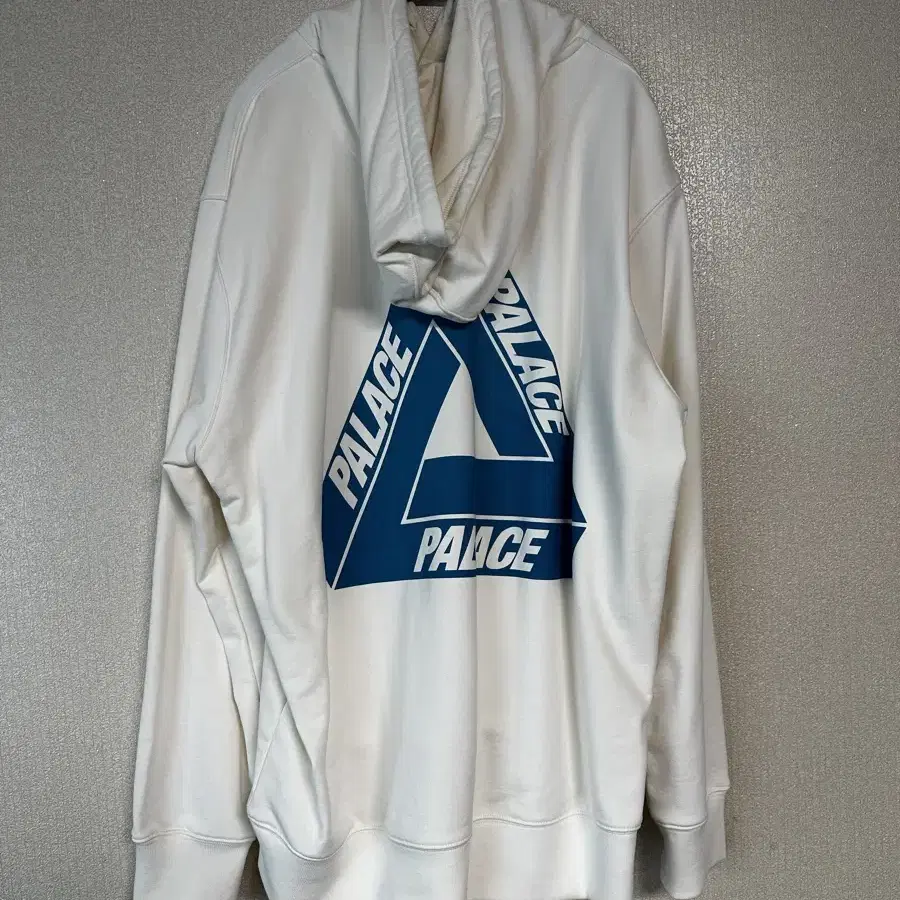 Palace (XL)팔라스 리액토 트라이퍼그 후드 화이트