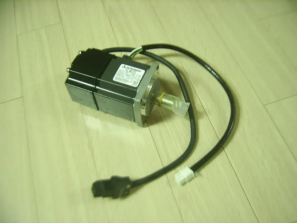 서보모터 AC SERVO MOTOR MITSUBISHI