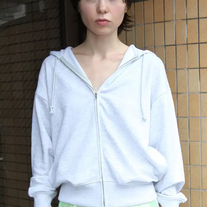 누아누 nuuanu momo hoodie light grey