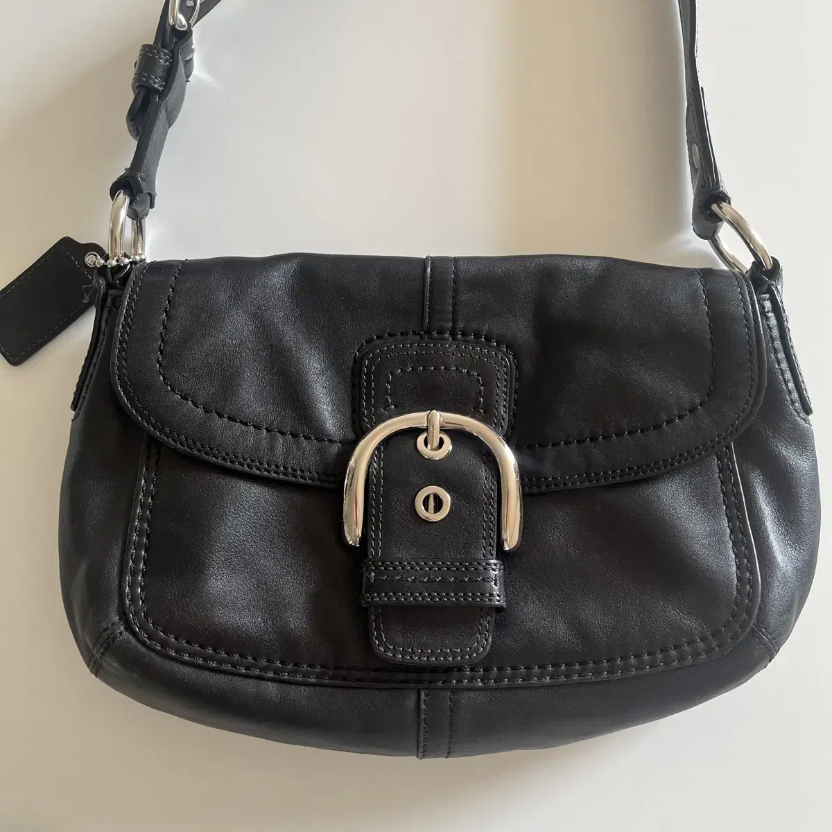 올드코치 00's Leather Baguette Shoulder Bag