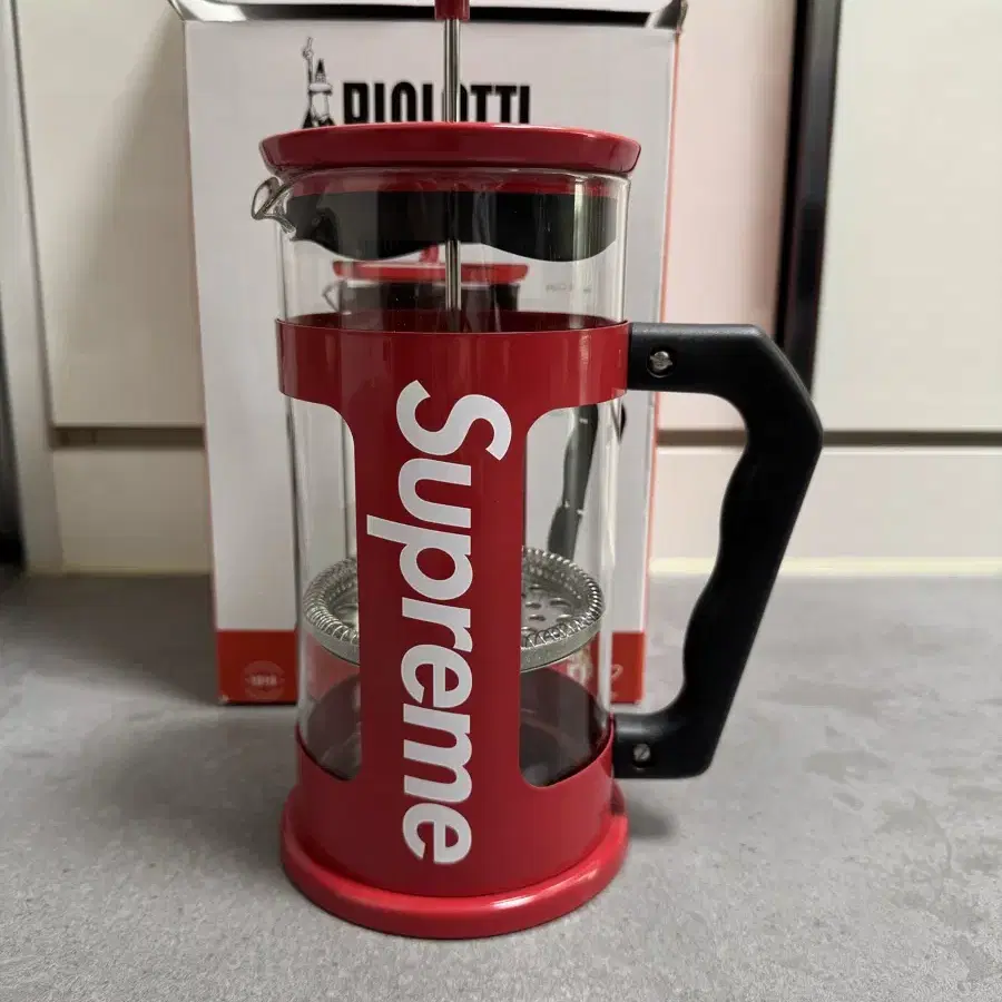 슈프림 Supreme x Bialetti 커피프레스