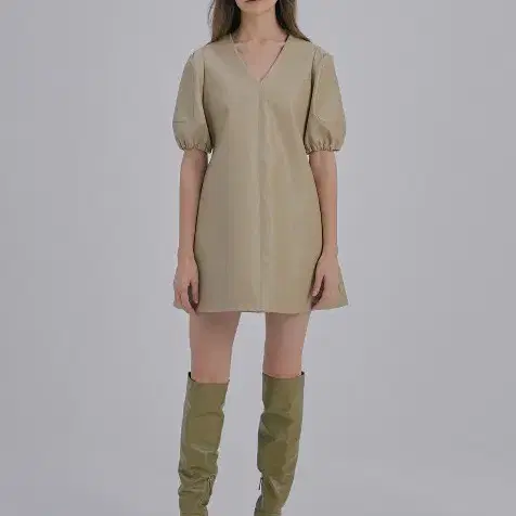 분더캄머 Leather Mini Dress_Beige