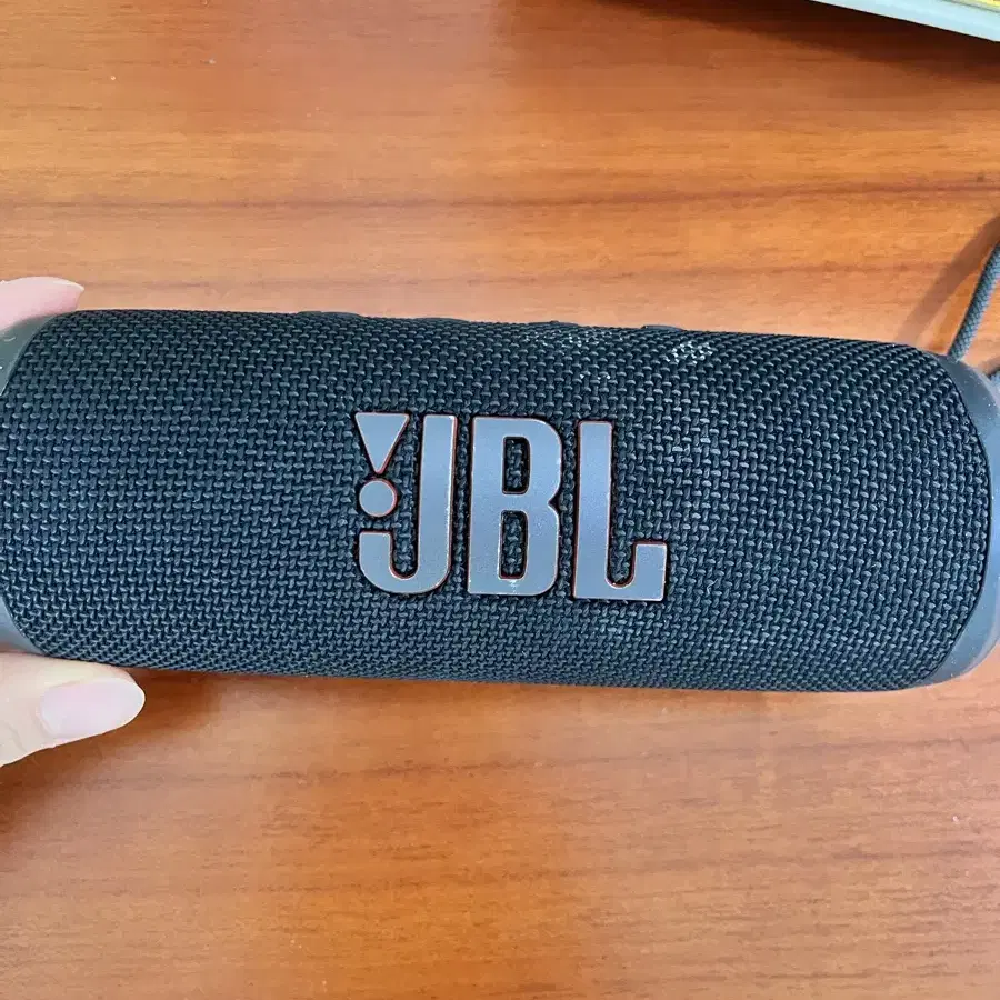 jbl flip6 판매합니다